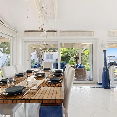 Villa Ambra 10, Emma Sorso