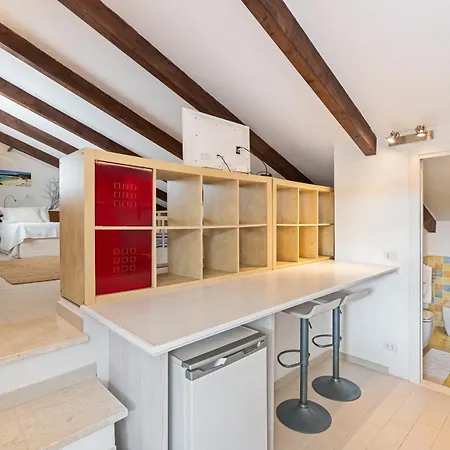 Ambra 10, Emma Sorso